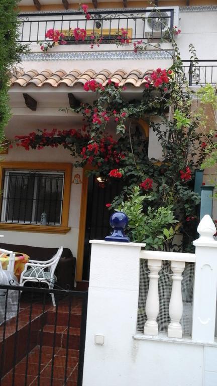 Holiday Home Torre De Pisa Torrevieja Luaran gambar
